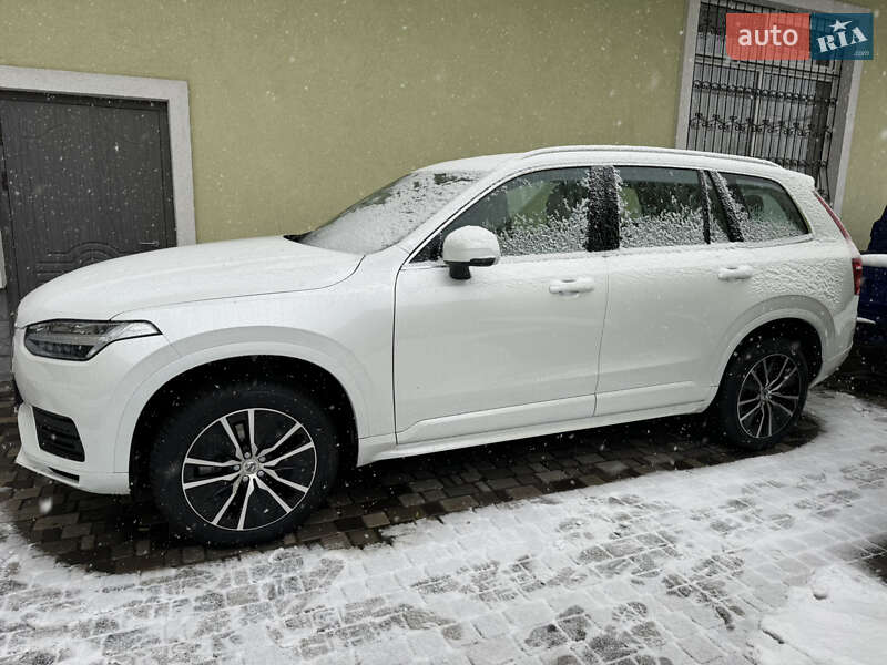 Внедорожник / Кроссовер Volvo XC90 2024 в Киеве