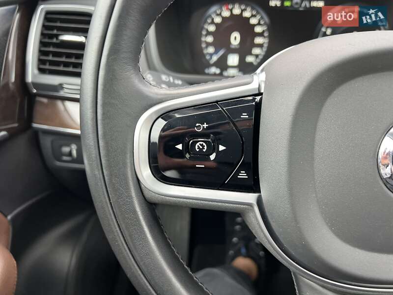 Внедорожник / Кроссовер Volvo XC90 2019 в Киеве