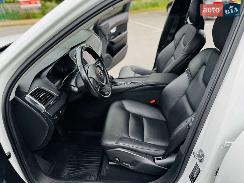 Внедорожник / Кроссовер Volvo XC90 2017 в Здолбунове