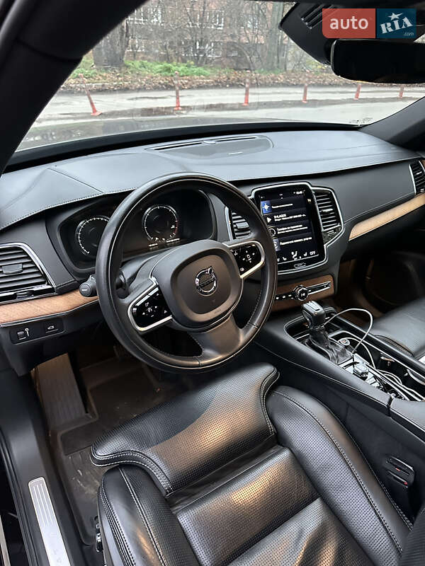 Позашляховик / Кросовер Volvo XC90 2018 в Києві фото 9 Позашляховик / Кросовер Volvo XC90 2018 в Києві