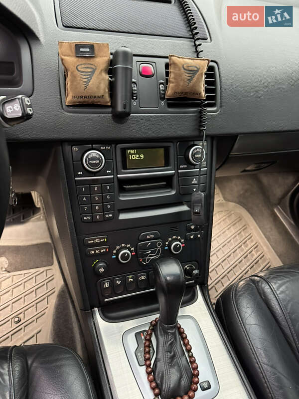 Внедорожник / Кроссовер Volvo XC90 2009 в Житомире