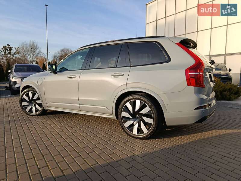 Внедорожник / Кроссовер Volvo XC90 2024 в Киеве