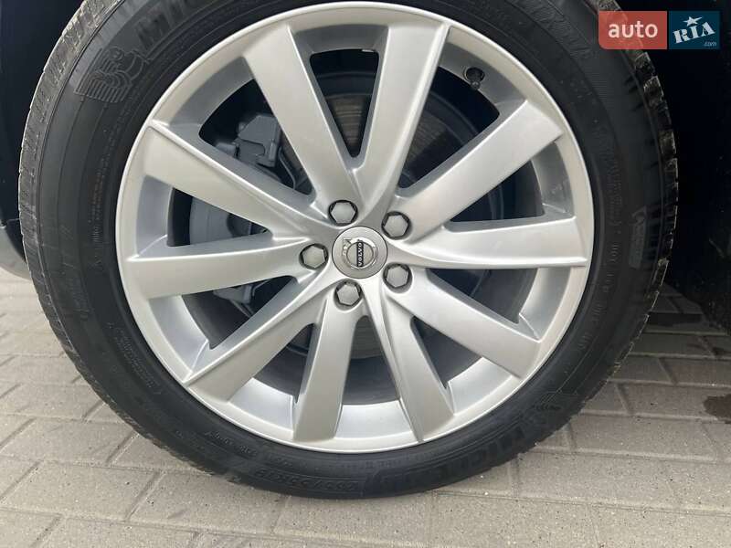 Внедорожник / Кроссовер Volvo XC90 2017 в Тернополе
