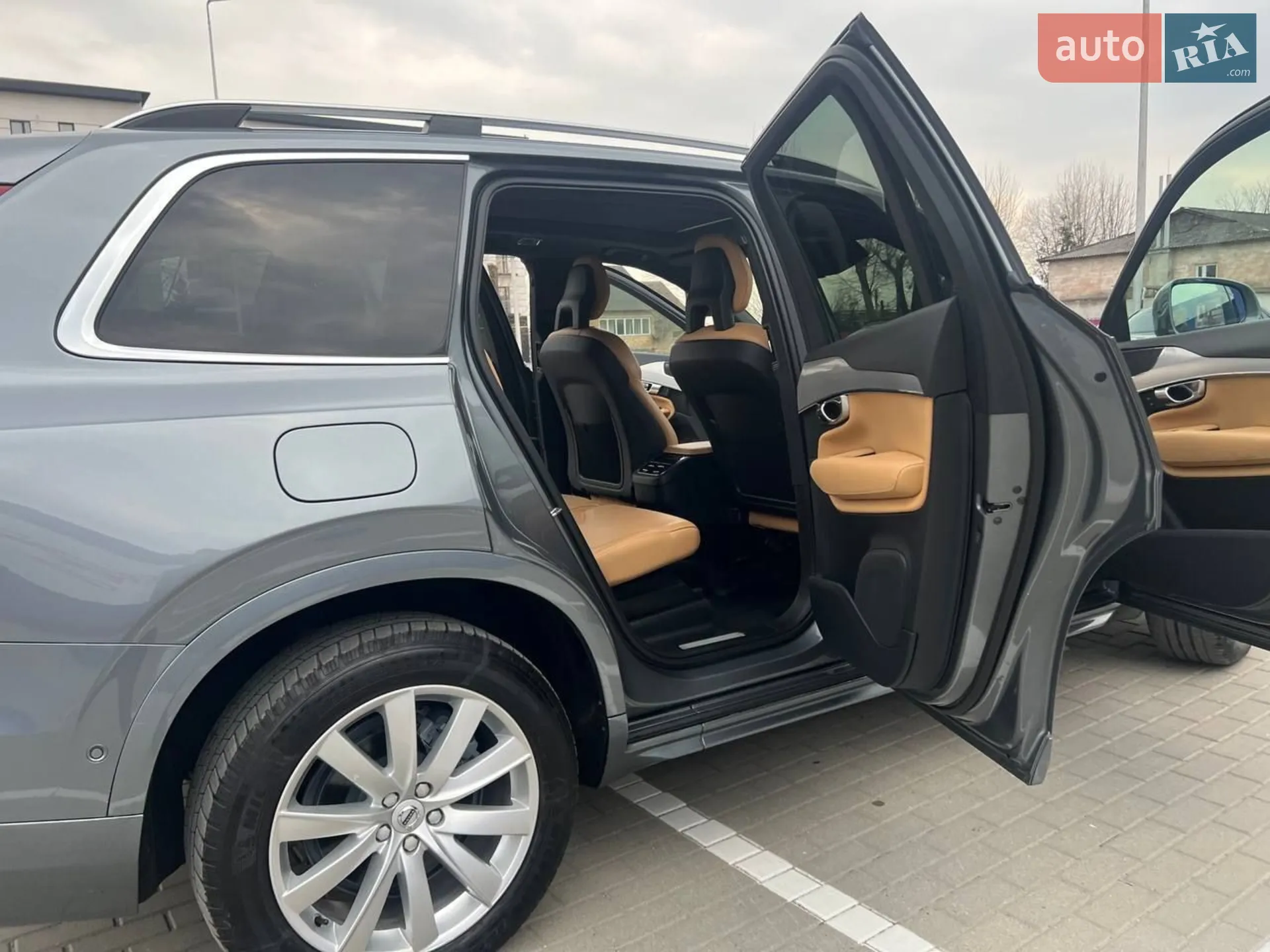 2017 Volvo XC90 - мініатюра 10