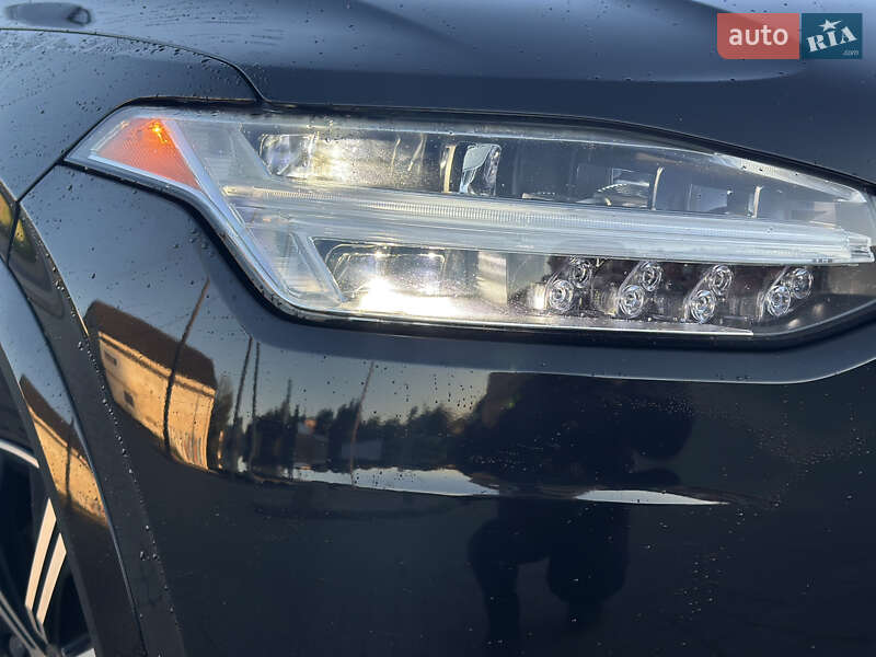 Внедорожник / Кроссовер Volvo XC90 2019 в Дрогобыче