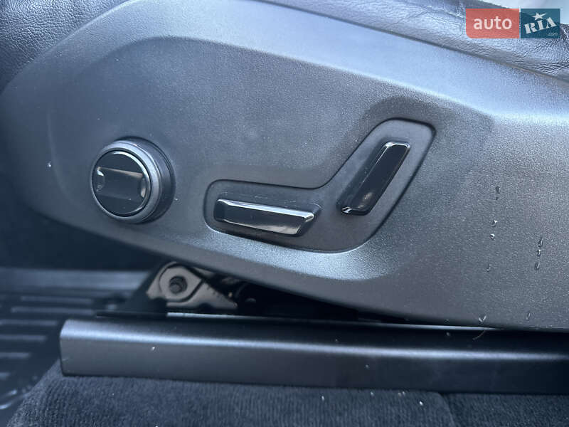 Внедорожник / Кроссовер Volvo XC90 2019 в Дрогобыче