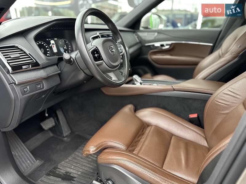 Внедорожник / Кроссовер Volvo XC90 2020 в Киеве