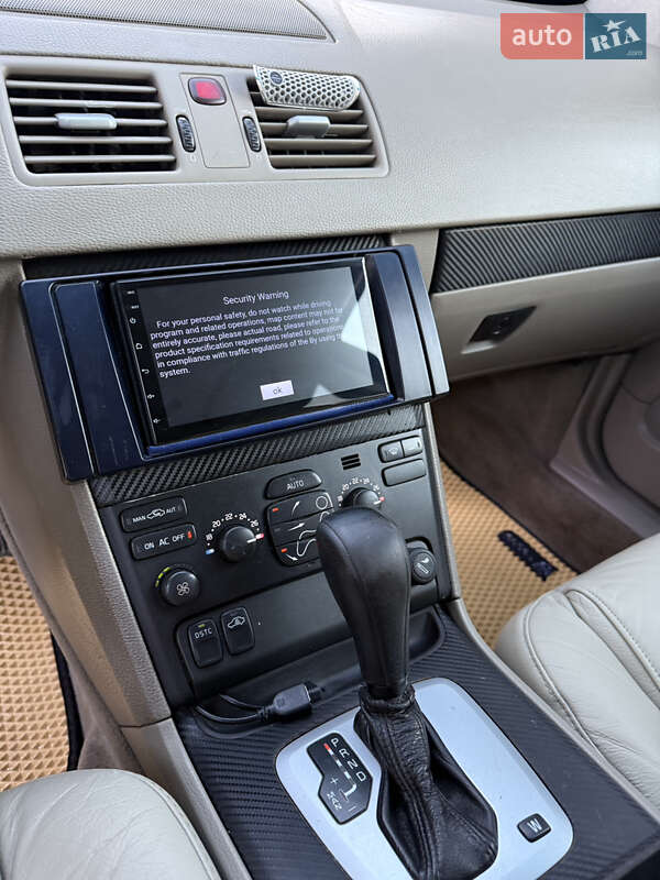 Внедорожник / Кроссовер Volvo XC90 2005 в Кременце