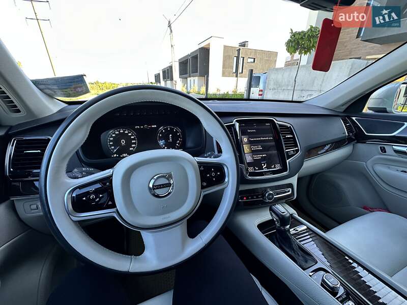 Внедорожник / Кроссовер Volvo XC90 2016 в Ровно