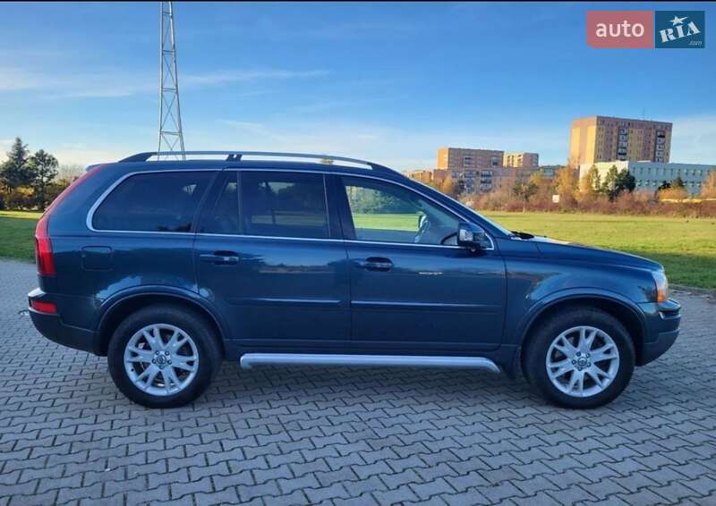 Внедорожник / Кроссовер Volvo XC90 2002 в Василькове