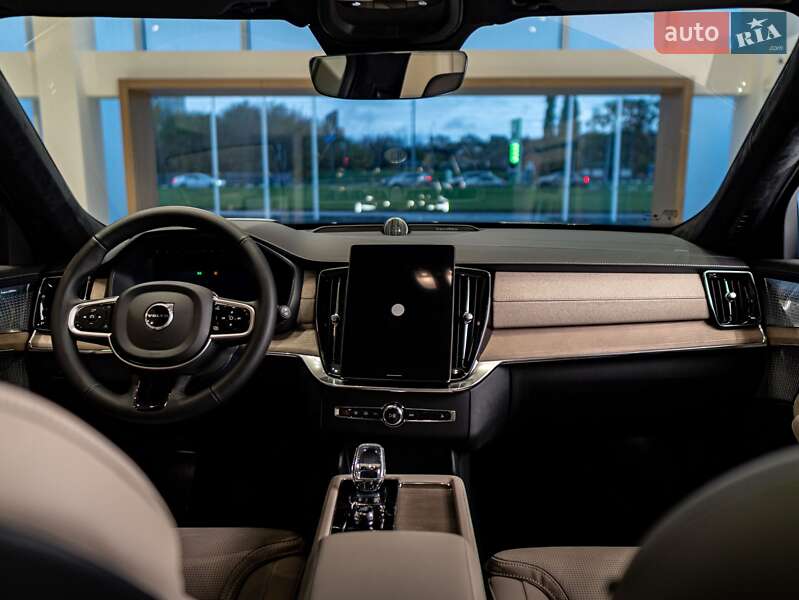 Внедорожник / Кроссовер Volvo XC90 2025 в Харькове