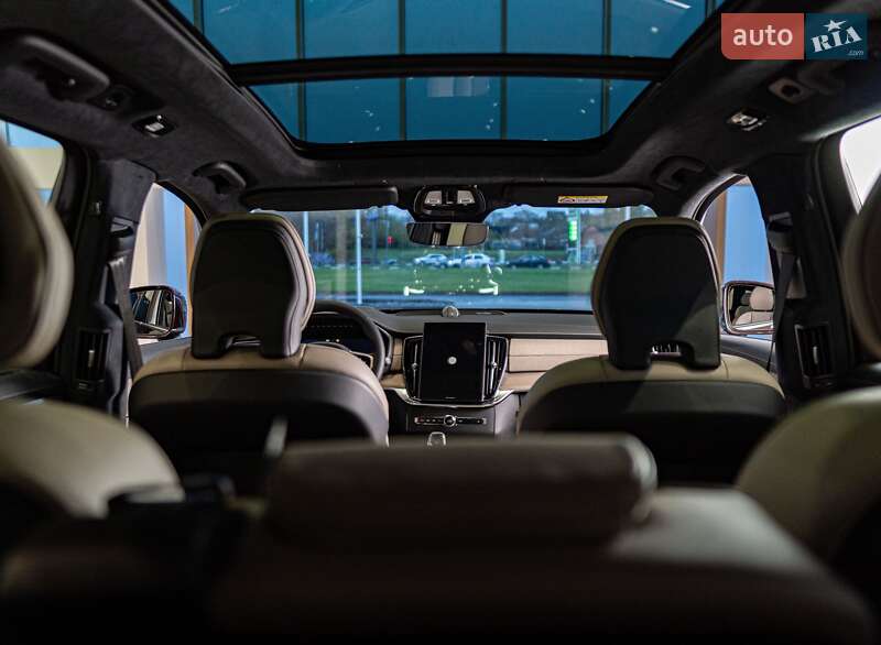 Внедорожник / Кроссовер Volvo XC90 2025 в Харькове