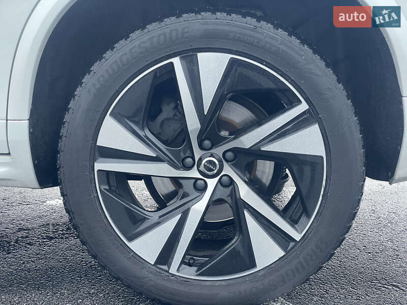 Внедорожник / Кроссовер Volvo XC90 2020 в Днепре фото 27 Внедорожник / Кроссовер Volvo XC90 2020 в Днепре