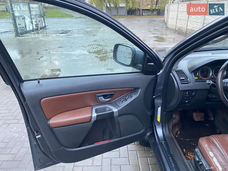 Внедорожник / Кроссовер Volvo XC90 2007 в Луцке