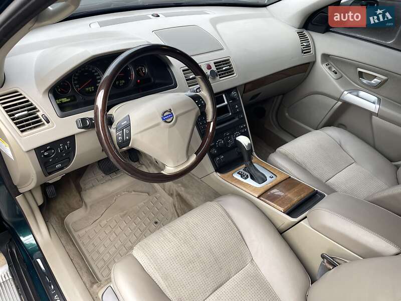 Внедорожник / Кроссовер Volvo XC90 2003 в Харькове