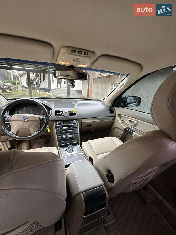 Внедорожник / Кроссовер Volvo XC90 2007 в Иршаве