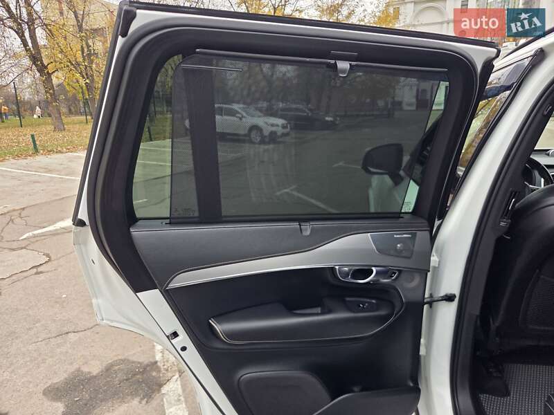 Внедорожник / Кроссовер Volvo XC90 2020 в Киеве фото 56 Внедорожник / Кроссовер Volvo XC90 2020 в Киеве