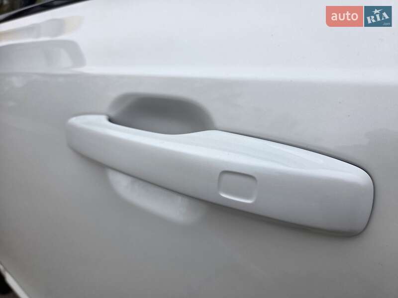 Внедорожник / Кроссовер Volvo XC90 2020 в Киеве фото 15 Внедорожник / Кроссовер Volvo XC90 2020 в Киеве