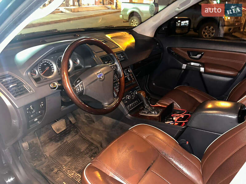 Позашляховик / Кросовер Volvo XC90 2010 в Харкові