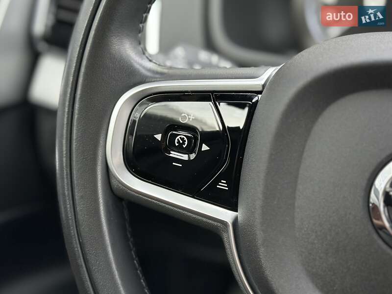 Внедорожник / Кроссовер Volvo XC90 2019 в Киеве фото 23 Внедорожник / Кроссовер Volvo XC90 2019 в Киеве