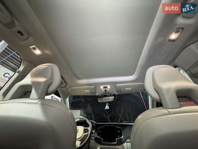 Внедорожник / Кроссовер Volvo XC90 2019 в Львове