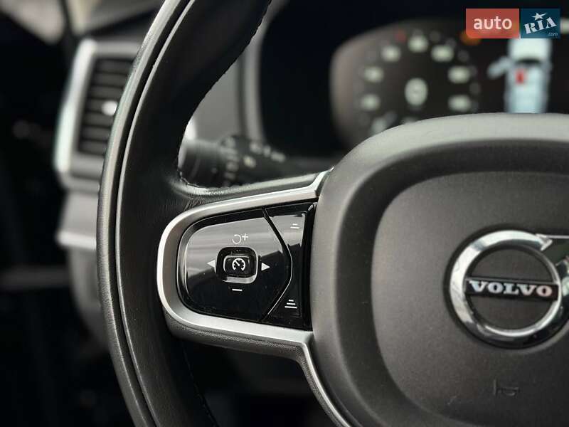 Позашляховик / Кросовер Volvo XC90 2015 в Рівному