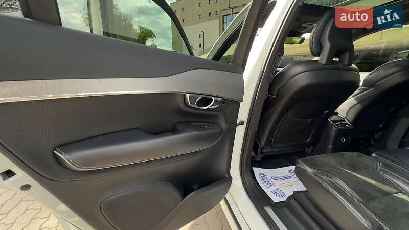 Позашляховик / Кросовер Volvo XC90 2016 в Львові