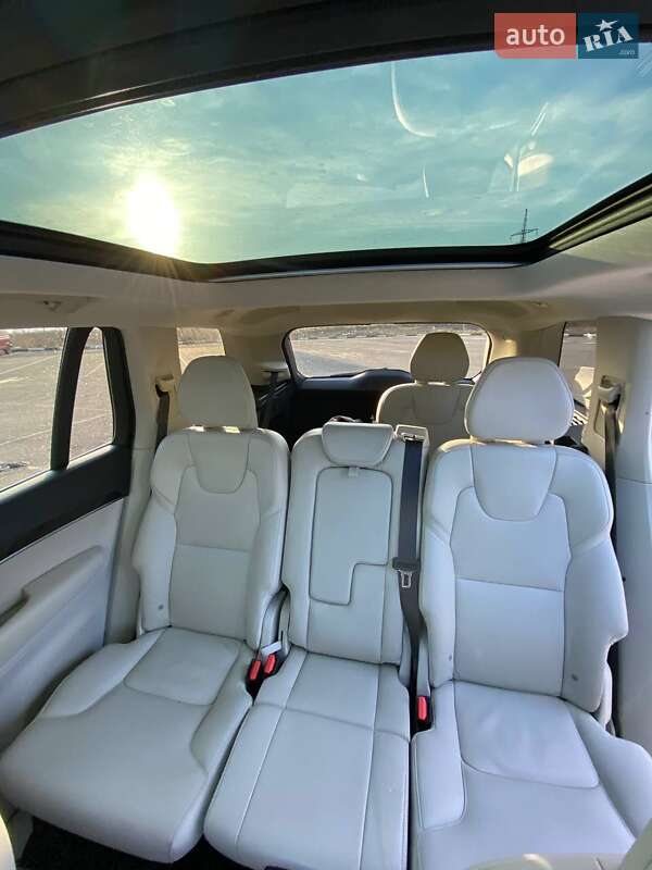 Позашляховик / Кросовер Volvo XC90 2016 в Рівному