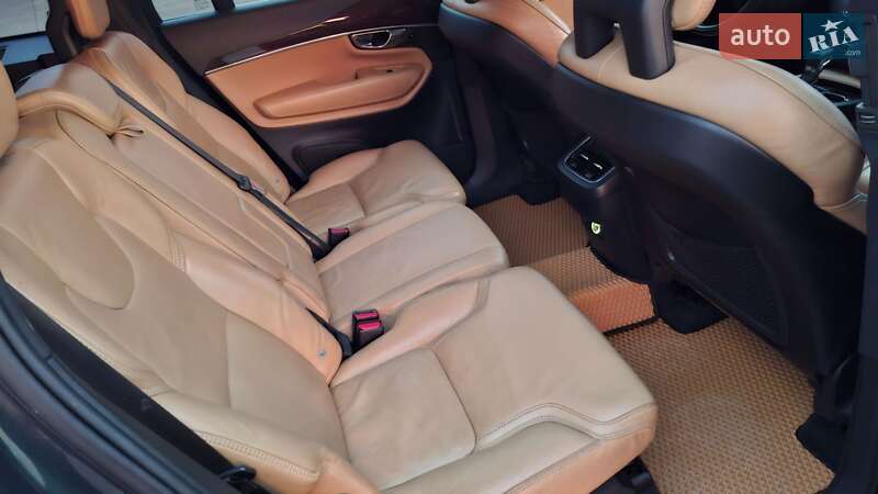 Позашляховик / Кросовер Volvo XC90 2015 в Івано-Франківську