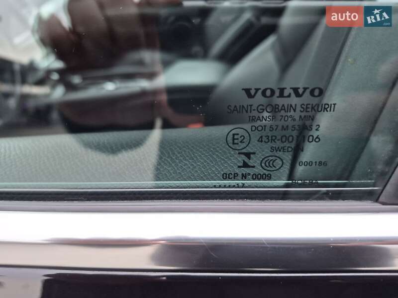 Внедорожник / Кроссовер Volvo XC90 2017 в Владимире