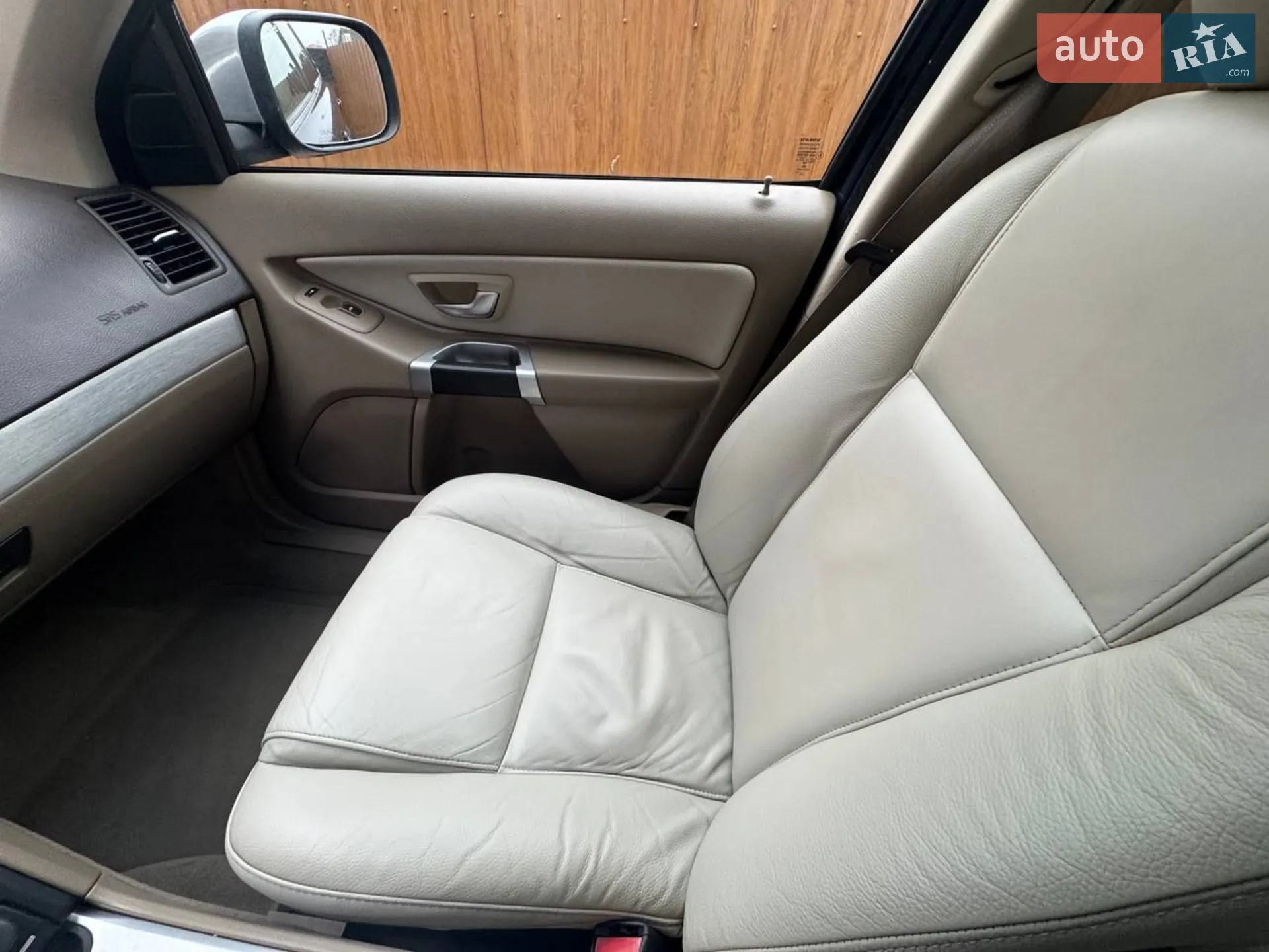 Volvo XC90 2013 VIN YV4952CY6E1690146 фото оголошення 14 з 20