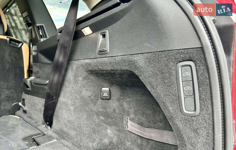 Позашляховик / Кросовер Volvo XC90 2015 в Києві