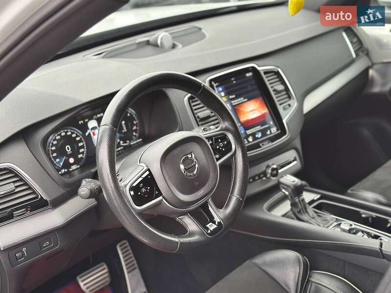 Внедорожник / Кроссовер Volvo XC90 2018 в Харькове