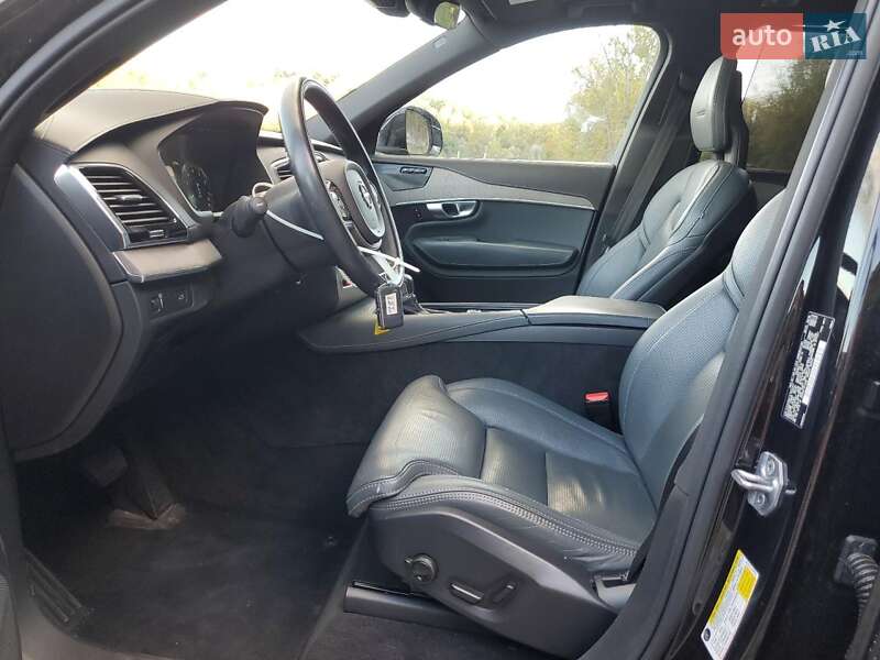 Внедорожник / Кроссовер Volvo XC90 2019 в Киеве