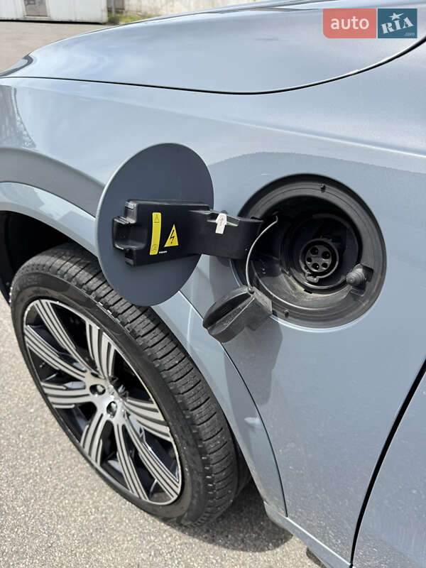 Позашляховик / Кросовер Volvo XC90 2022 в Києві фото 19 Позашляховик / Кросовер Volvo XC90 2022 в Києві