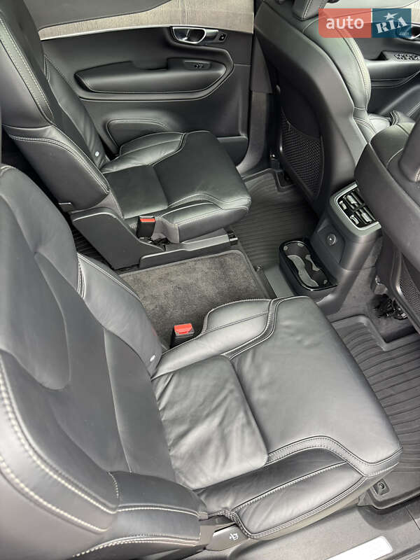 Позашляховик / Кросовер Volvo XC90 2022 в Києві фото 39 Позашляховик / Кросовер Volvo XC90 2022 в Києві