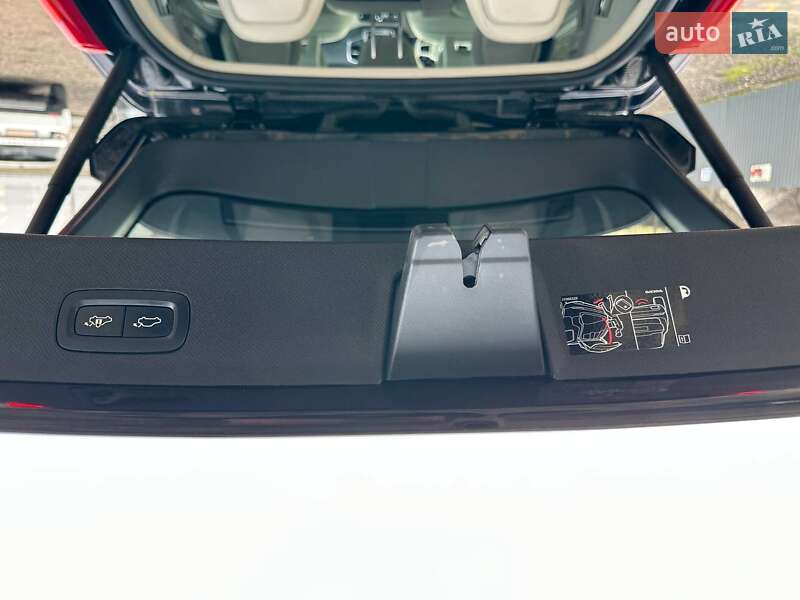 Внедорожник / Кроссовер Volvo XC90 2020 в Львове фото 27 Внедорожник / Кроссовер Volvo XC90 2020 в Львове
