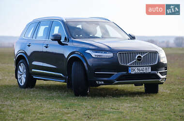 Внедорожник / Кроссовер Volvo XC90 2017 в Киеве