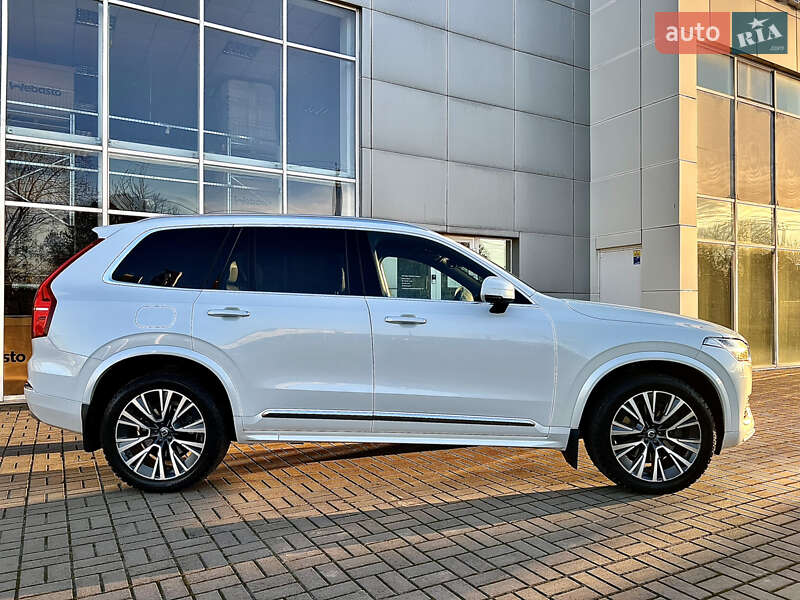 Внедорожник / Кроссовер Volvo XC90 2021 в Киеве фото 11 Внедорожник / Кроссовер Volvo XC90 2021 в Киеве