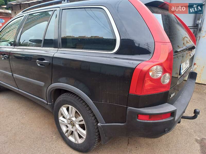 Volvo XC90 2004