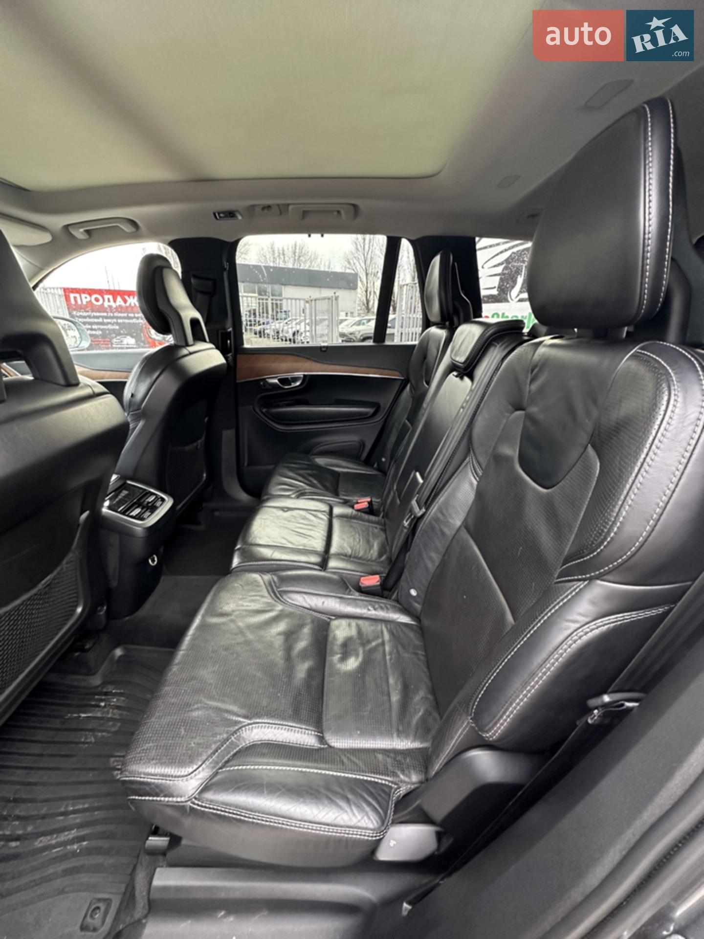 2017 Volvo XC90 - мініатюра 16