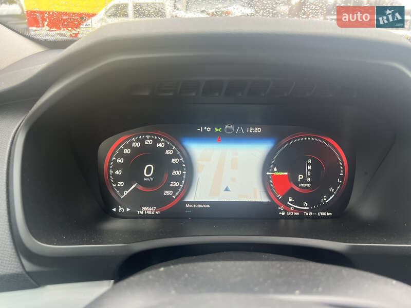 Внедорожник / Кроссовер Volvo XC90 2015 в Киеве