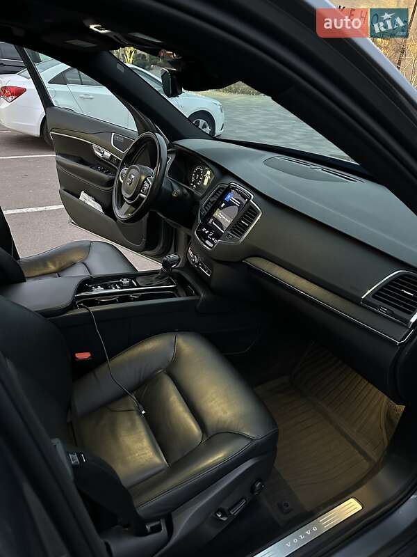 Позашляховик / Кросовер Volvo XC90 2019 в Києві