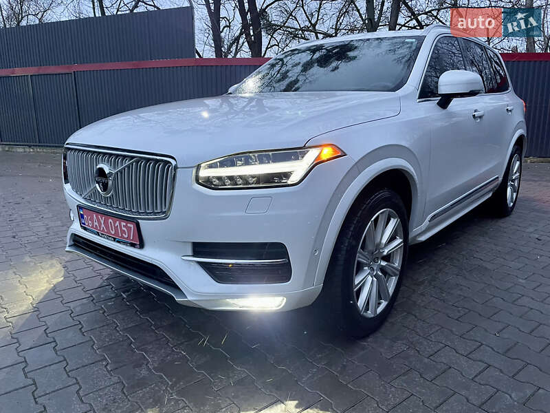 Внедорожник / Кроссовер Volvo XC90 2017 в Полонном