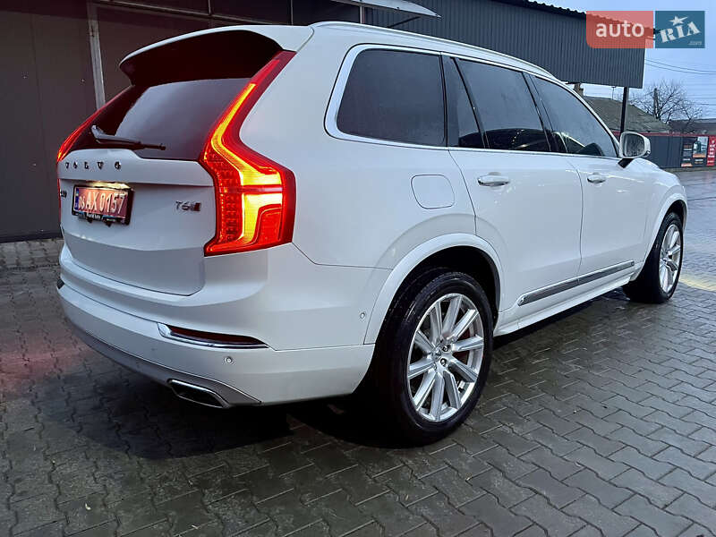 Внедорожник / Кроссовер Volvo XC90 2017 в Полонном