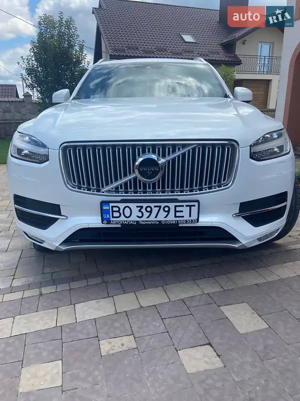 Volvo XC90