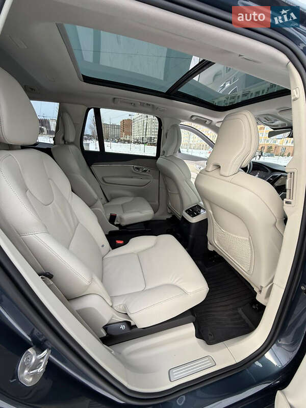 Позашляховик / Кросовер Volvo XC90 2024 в Бучі
