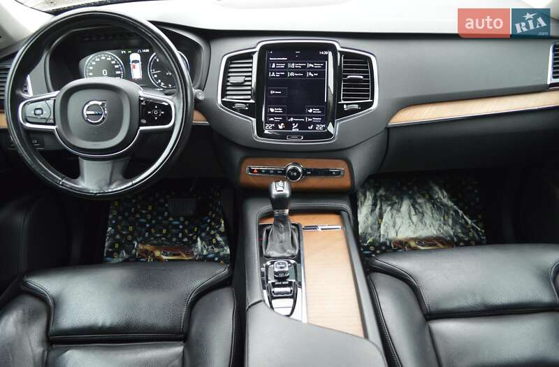 Внедорожник / Кроссовер Volvo XC90 2015 в Одессе фото 25 Внедорожник / Кроссовер Volvo XC90 2015 в Одессе