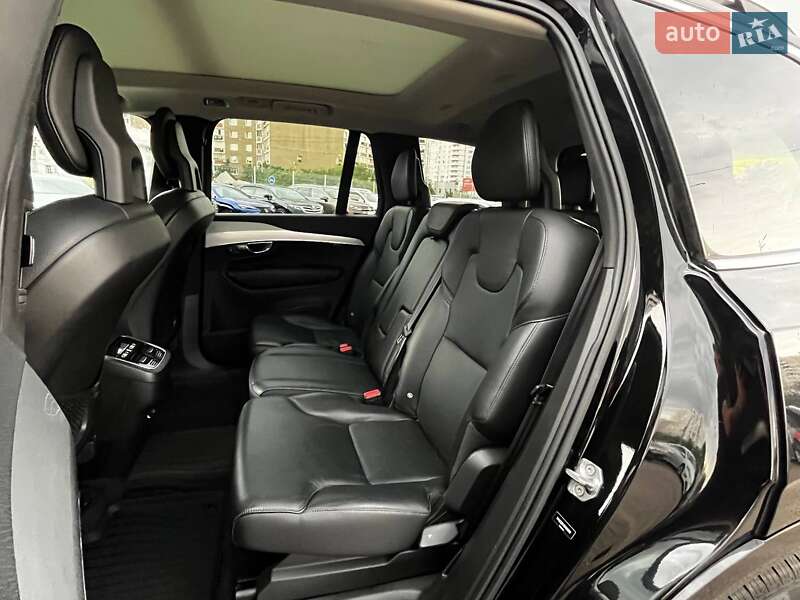 Внедорожник / Кроссовер Volvo XC90 2016 в Киеве