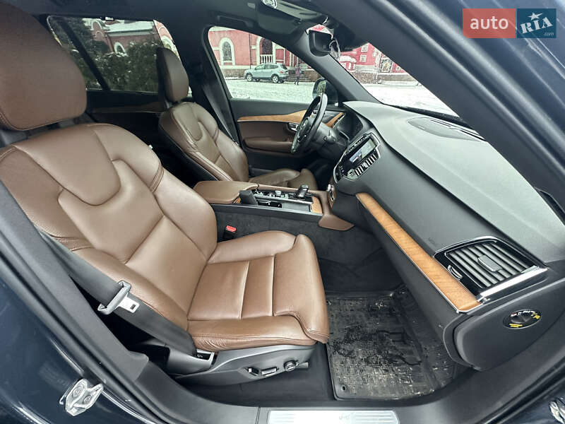 Позашляховик / Кросовер Volvo XC90 2020 в Дніпрі фото 22 Позашляховик / Кросовер Volvo XC90 2020 в Дніпрі